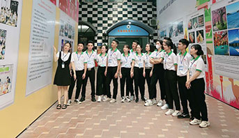 p11.jpg p11.jpg